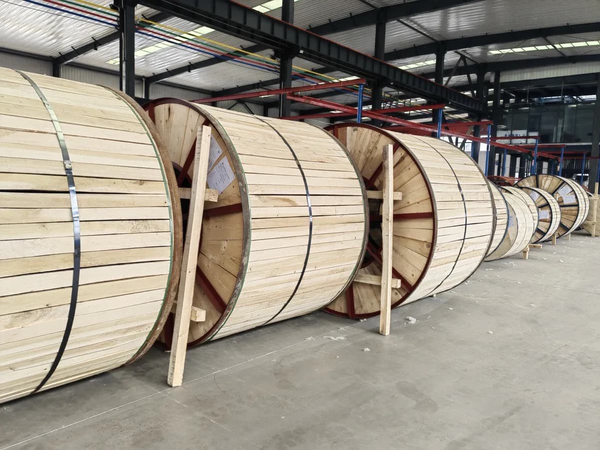 Completed shipment of power cables in 40ft container
